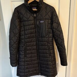 Patagonia Women's Black Puffer Coat